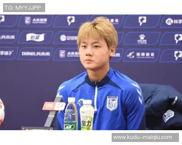 毛伟杰游离系统外，阿利米和佩尼亚来电，大连不是软柿子 吕鹏怒了